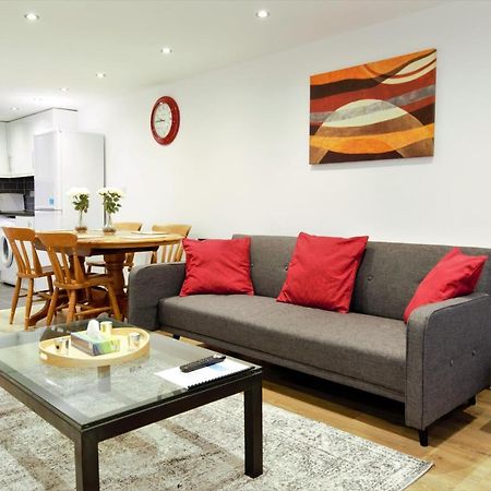 Stylish 2 Bedroom Apartment In The Heart Of Greenwich London Exterior photo